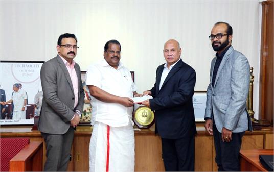 K.M.TRADING GROUP DONATES Rs TWO CRORES THIRTY FIVE LAKHS TO KERALA CM'S FLOOD RELIEF FUND  